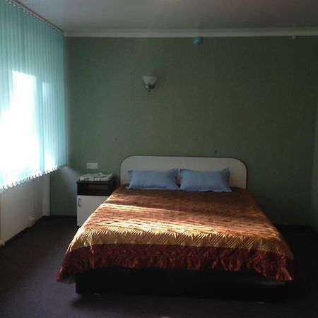 Oolit Hotel Lisakovsk Ngoại thất bức ảnh